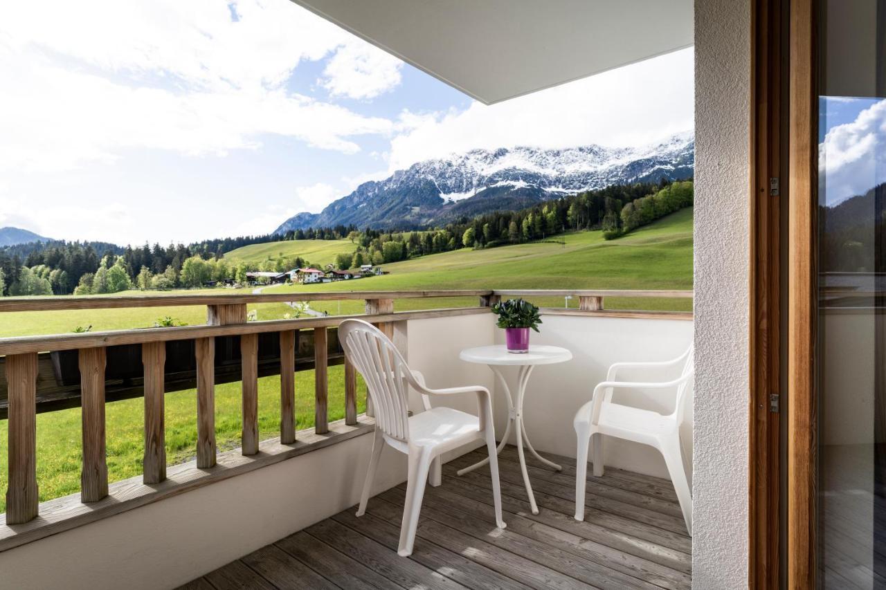 Landhotel Foehrenhof 엘마우 외부 사진