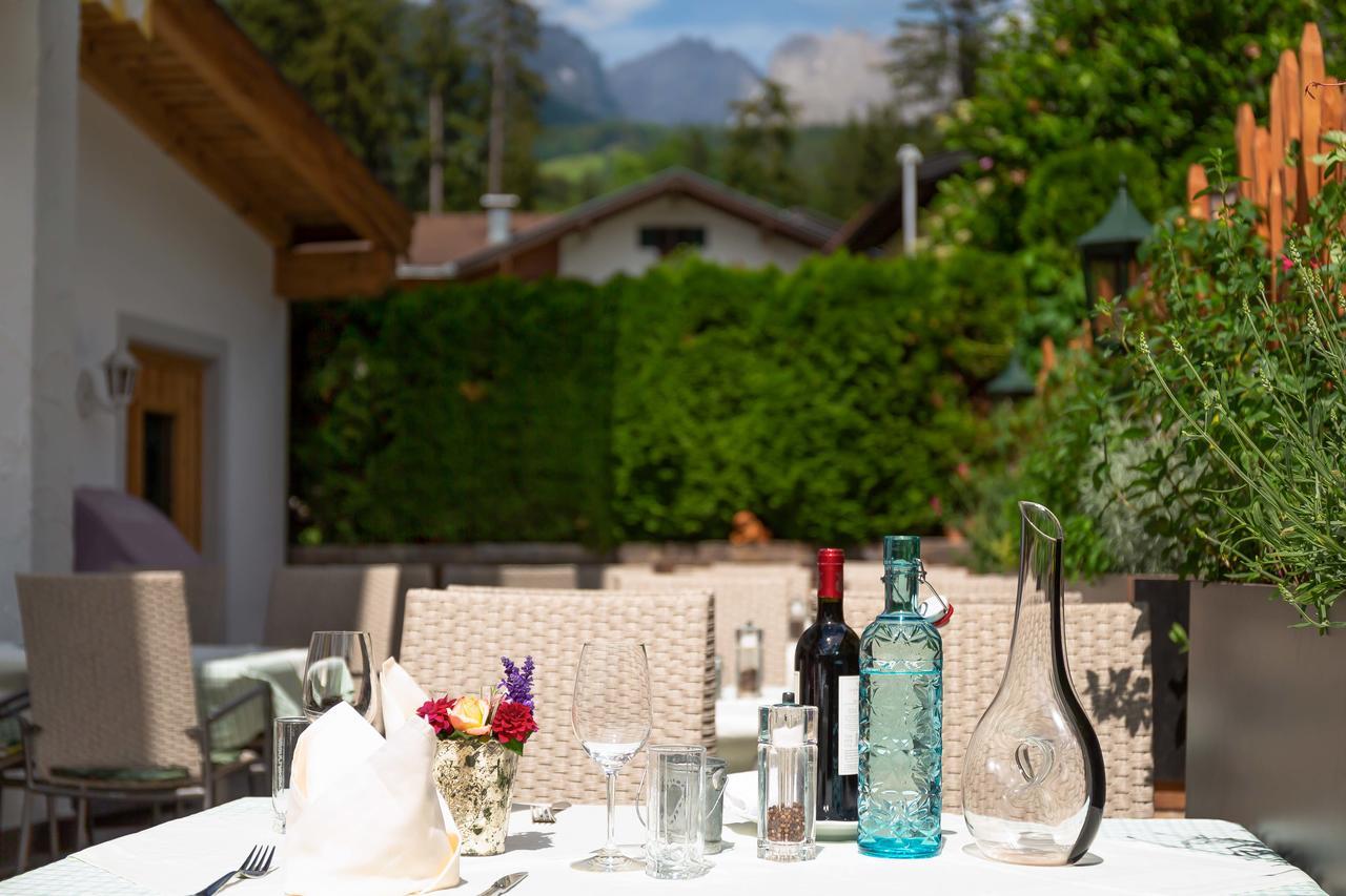 Landhotel Foehrenhof 엘마우 외부 사진